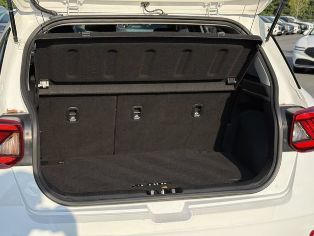 Used 2021 Hyundai Venue SEL FWD image 20