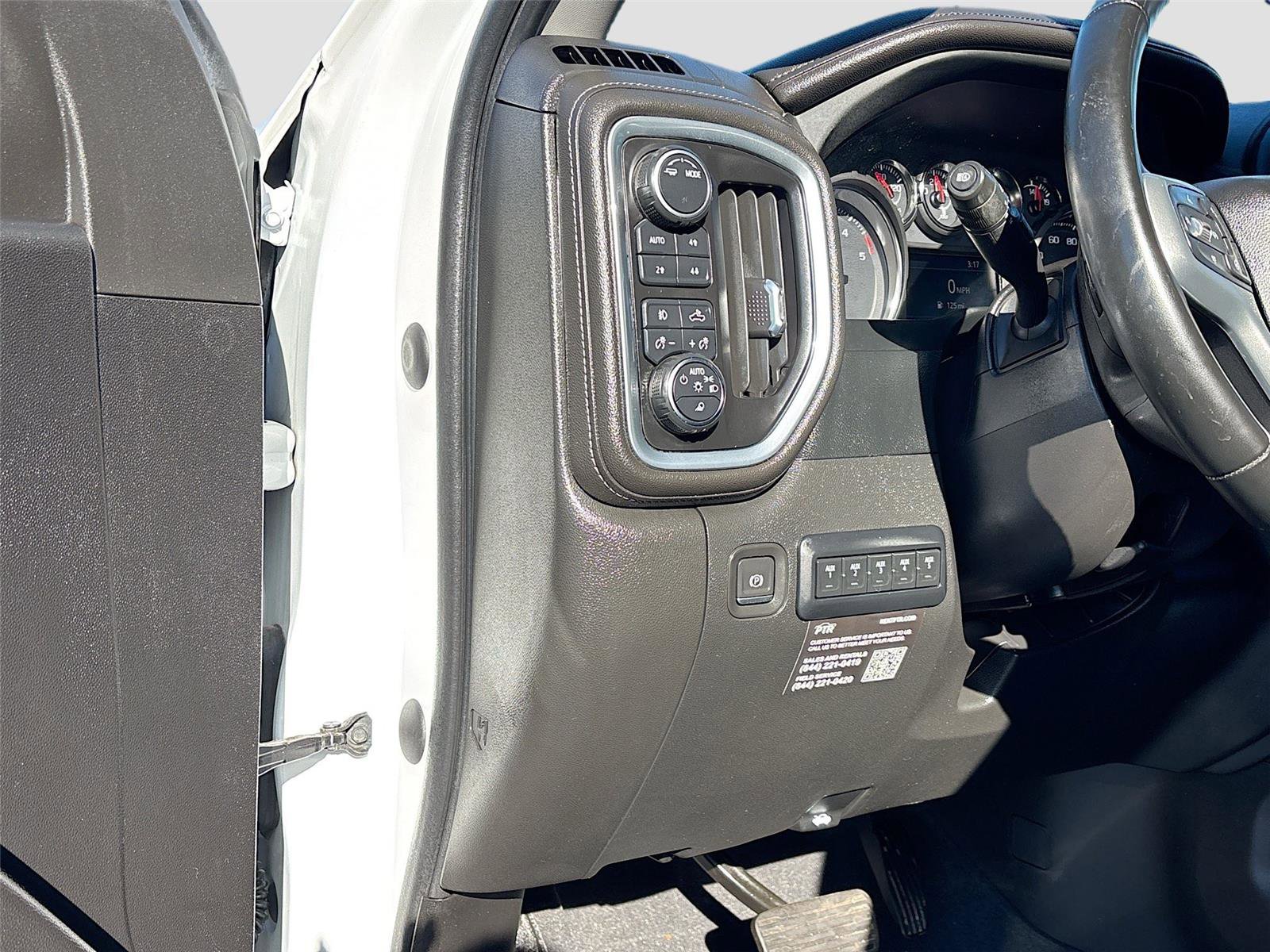 Used 2023 Chevrolet Silverado 2500 LTZ w/ LTZ Convenience Package image 10