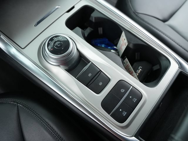 Used 2022 Ford Explorer XLT w/ Equipment Group 202A RWD image 38