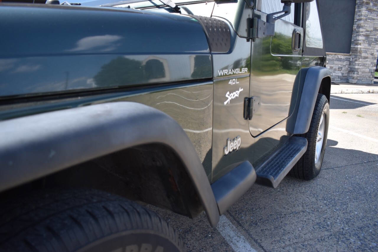 Used 1998 Jeep Wrangler Sport image 10
