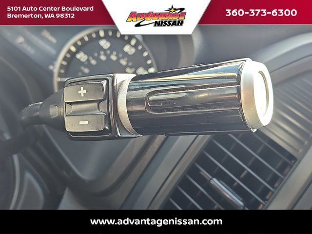 Used 2022 Nissan Titan SV w/ Accessory Utility Package AWD/4WD image 17