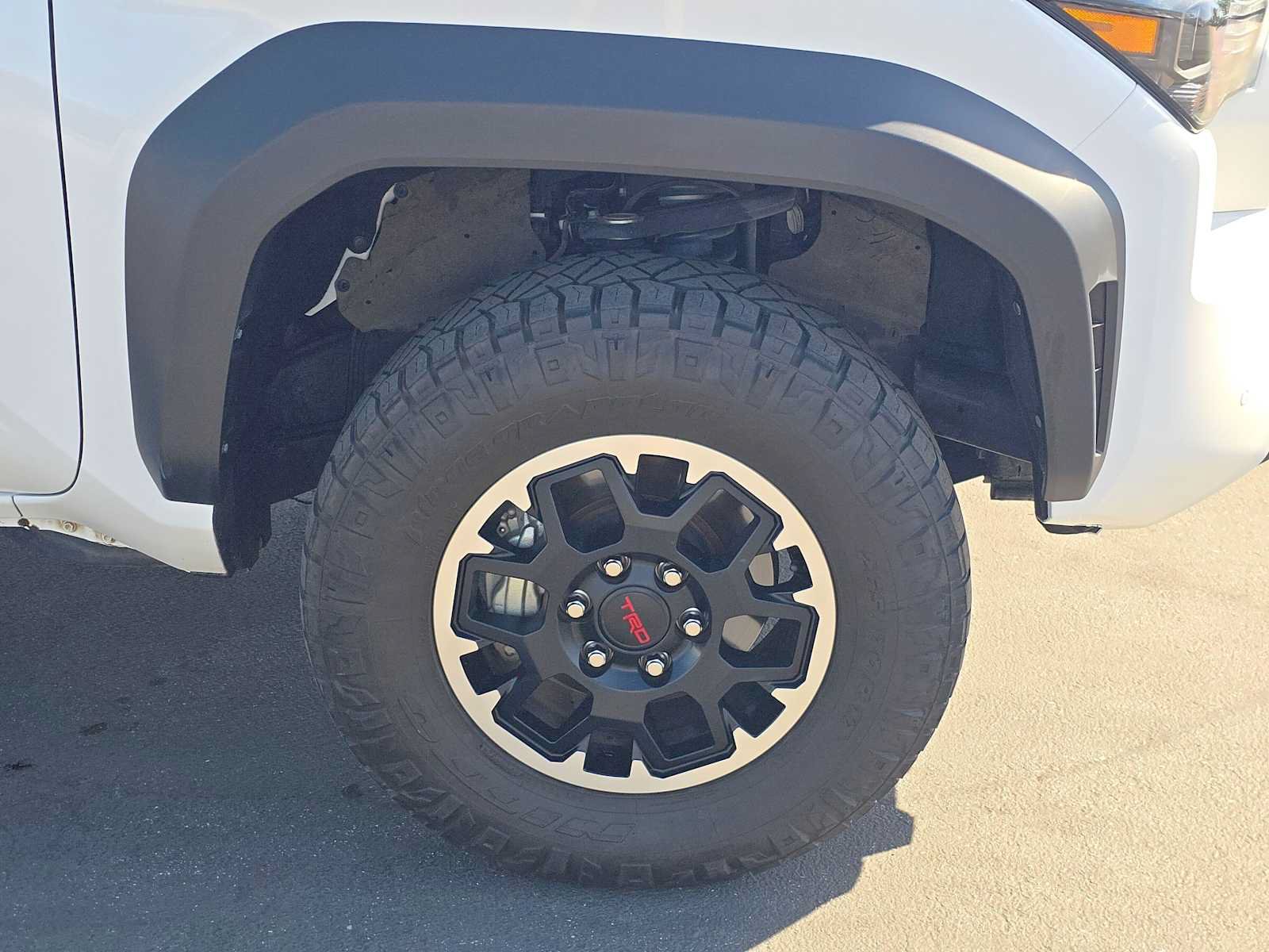 Used 2024 Toyota Tacoma TRD Off-Road w/ TRD Off Road Upgrade Package AWD/4WD image 9