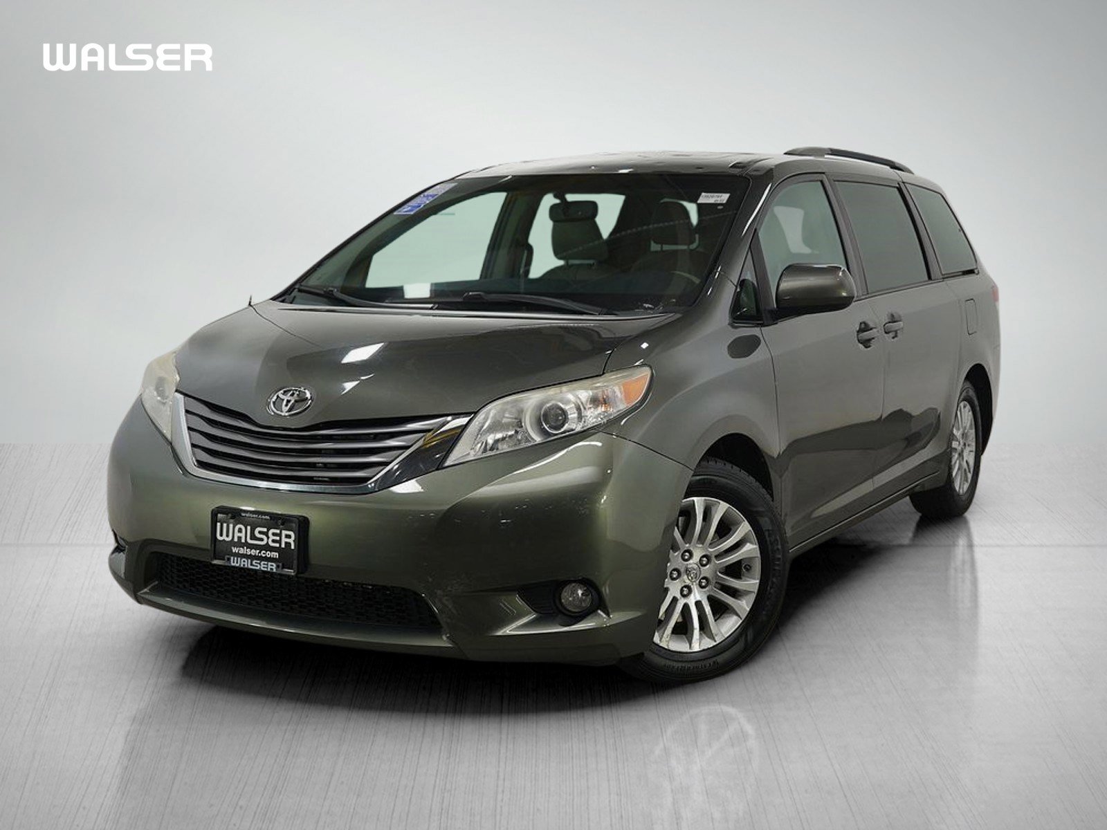 Used 2012 Toyota Sienna XLE
