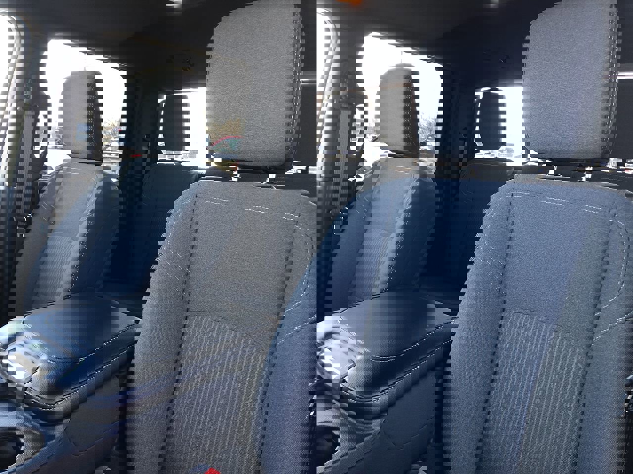 Used 2024 RAM 3500 Tradesman w/ Chrome Appearance Group image 13