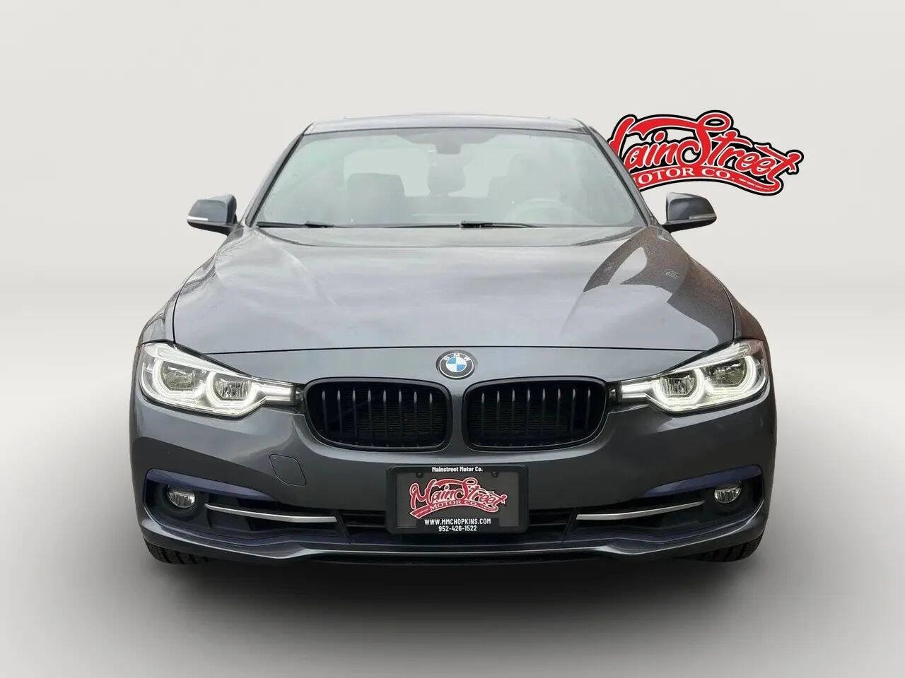 Used 2018 BMW 330i xDrive Sedan image 2