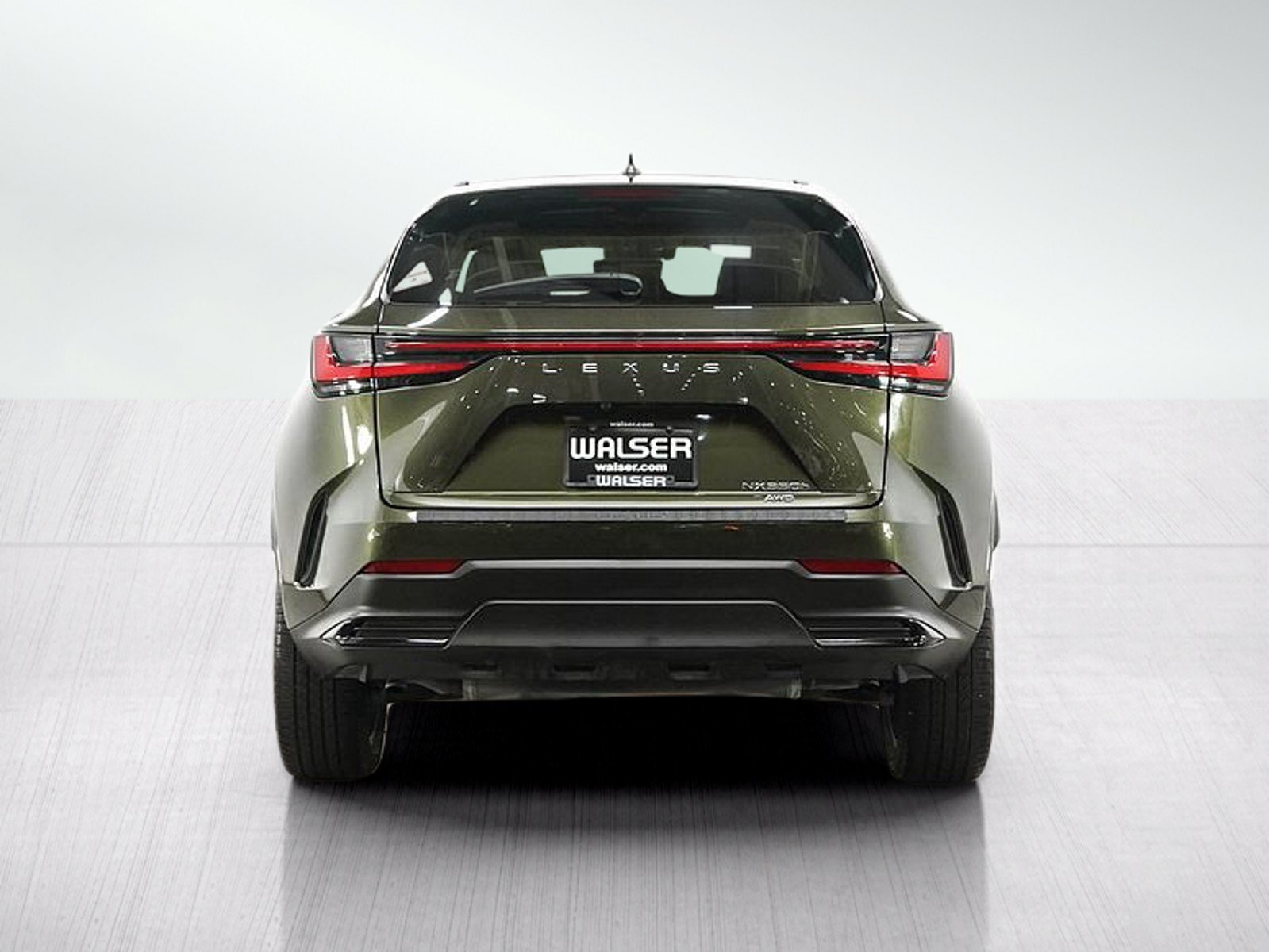 Used 2022 Lexus NX 350h AWD w/ Vision Package image 4