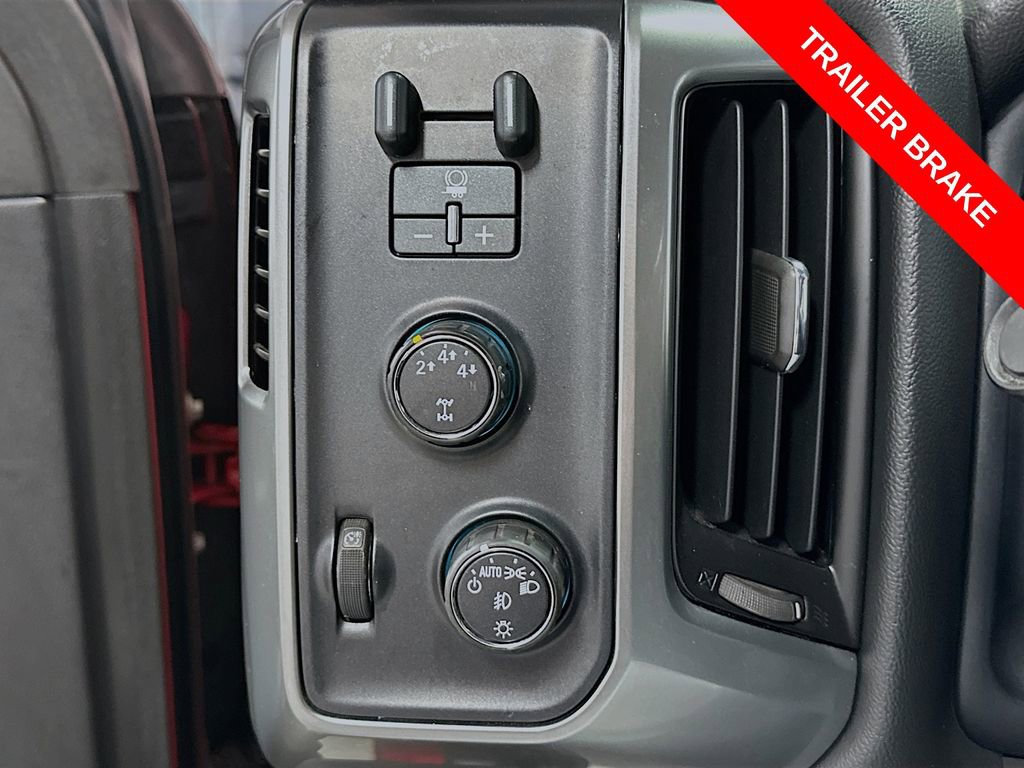 Used 2015 Chevrolet Silverado 3500 LT w/ LT Convenience Package AWD/4WD image 11