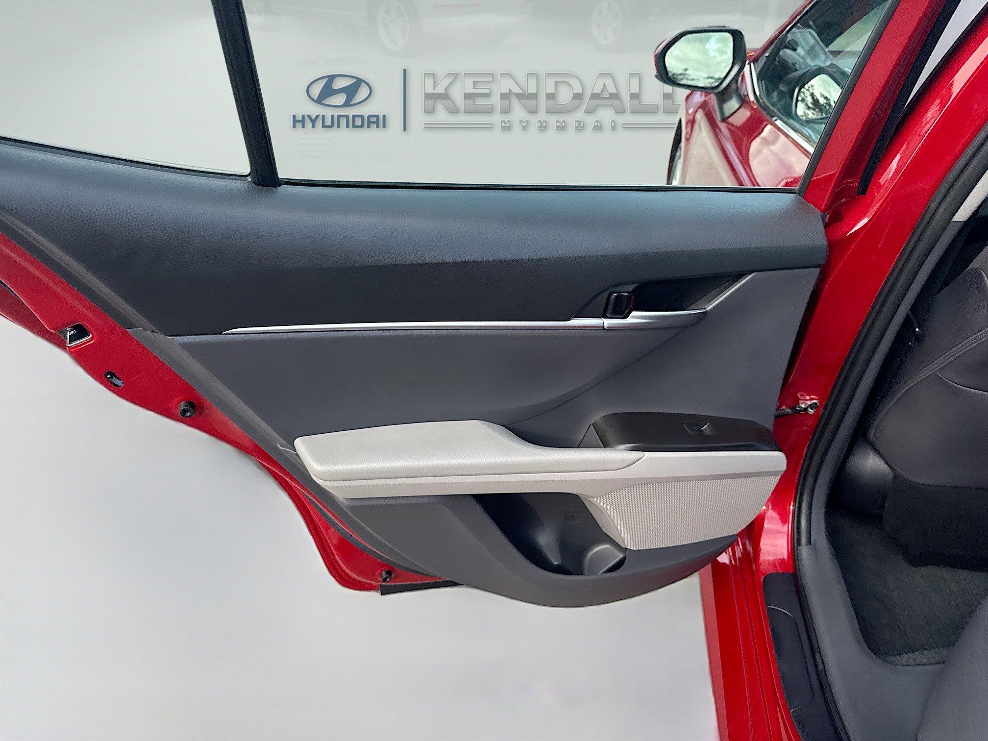 Used 2023 Toyota Camry LE image 22