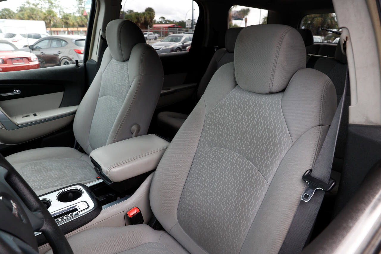 Used 2007 GMC Acadia SLE w/ Convenience Package image 6