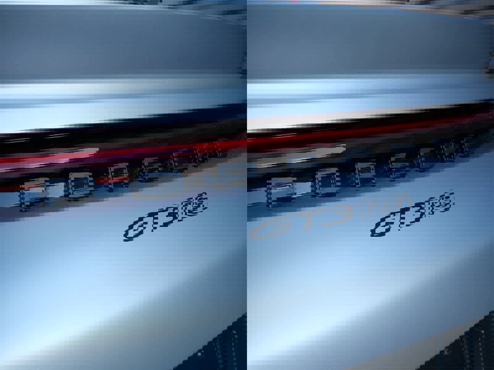 Used 2025 Porsche 911 GT3 RS image 24