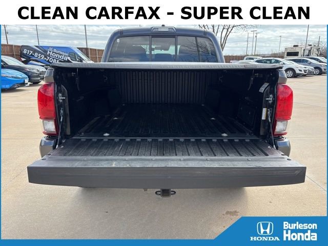 Used 2022 Toyota Tacoma SR w/ SR Convenience Package image 16