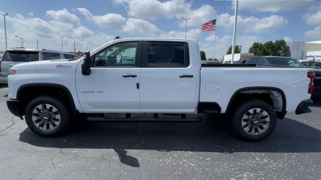 New 2026 Chevrolet Silverado 2500 Custom w/ Custom Value Package AWD/4WD image 7