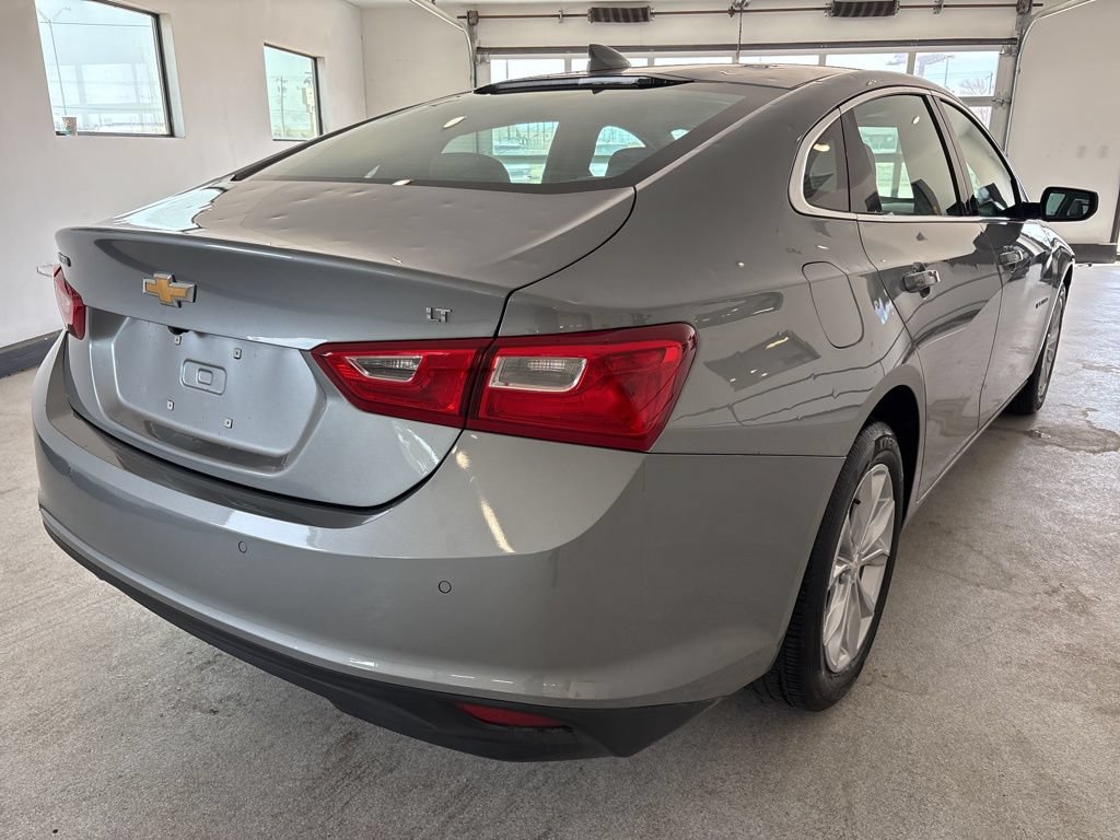 Used 2025 Chevrolet Malibu LT FWD image 23
