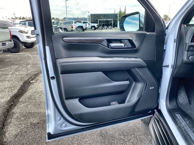 New 2026 Chevrolet Suburban Premier image 29