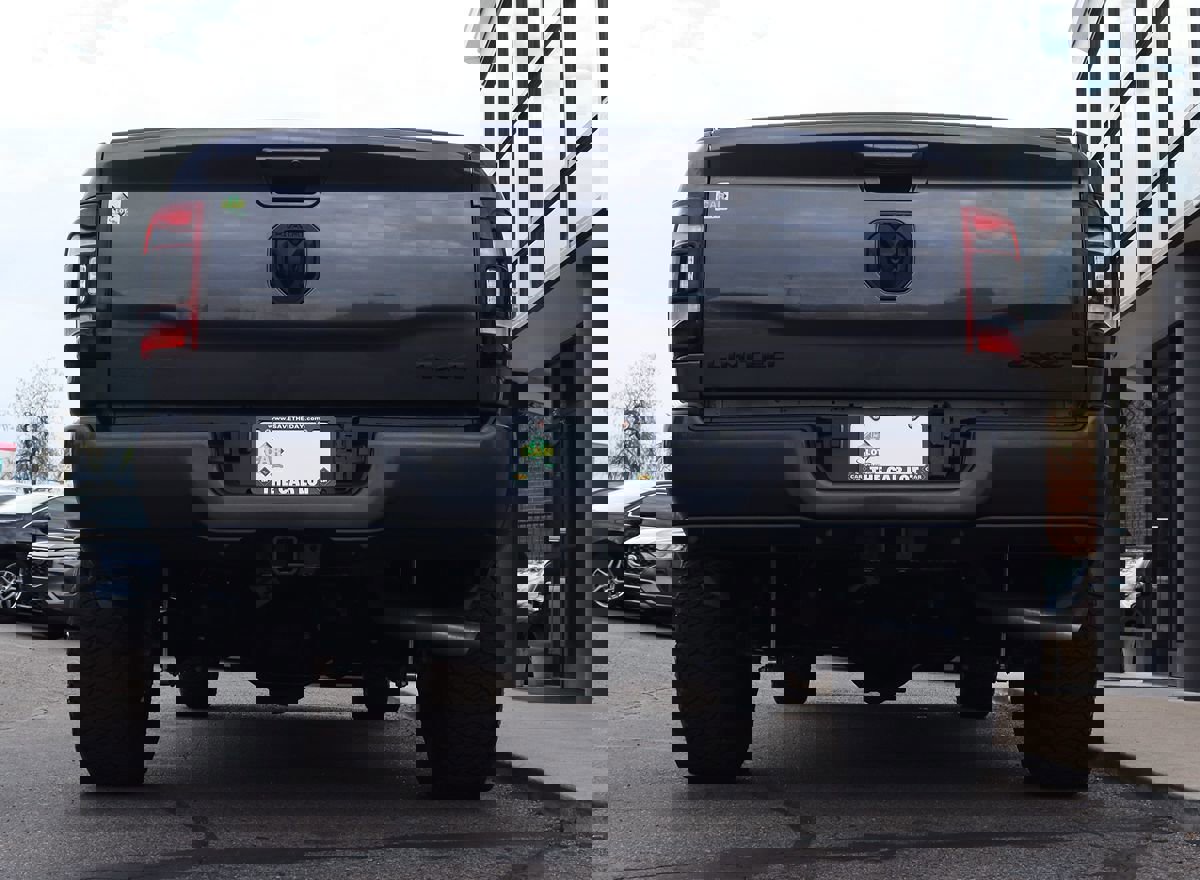 Used 2024 RAM 2500 Limited image 15