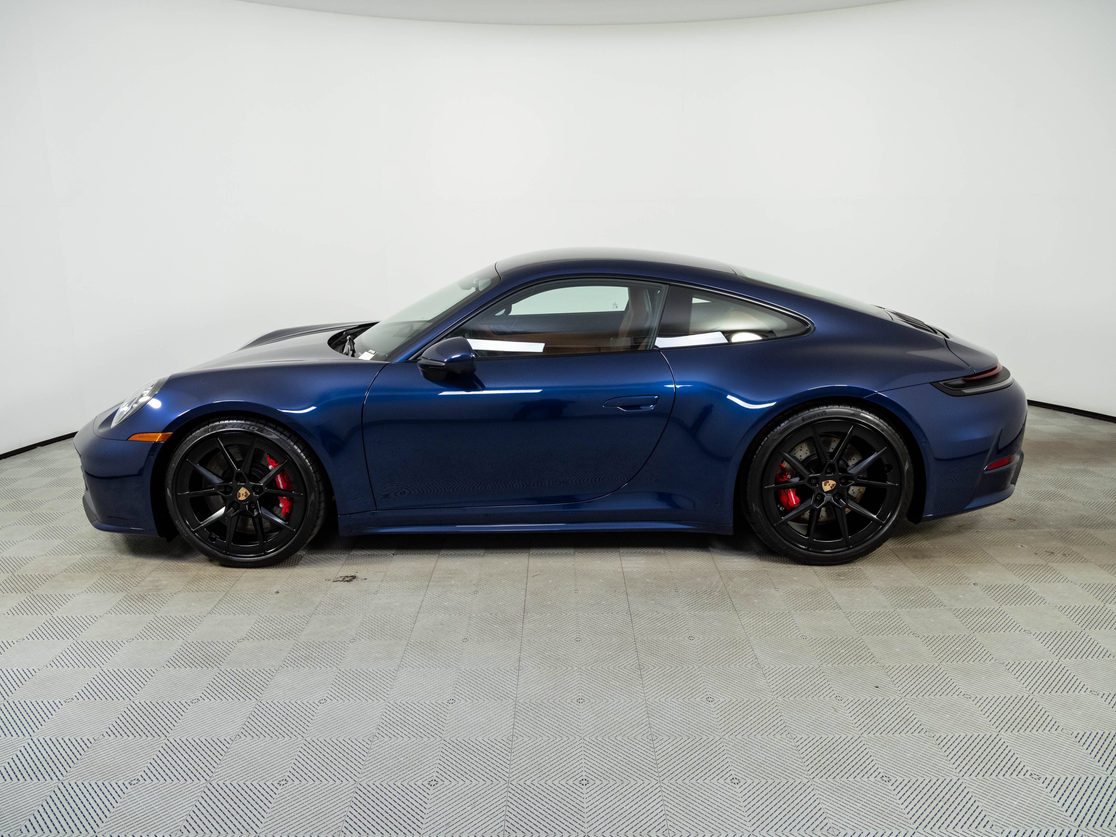 New 2026 Porsche 911 Carrera 4S AWD/4WD image 2