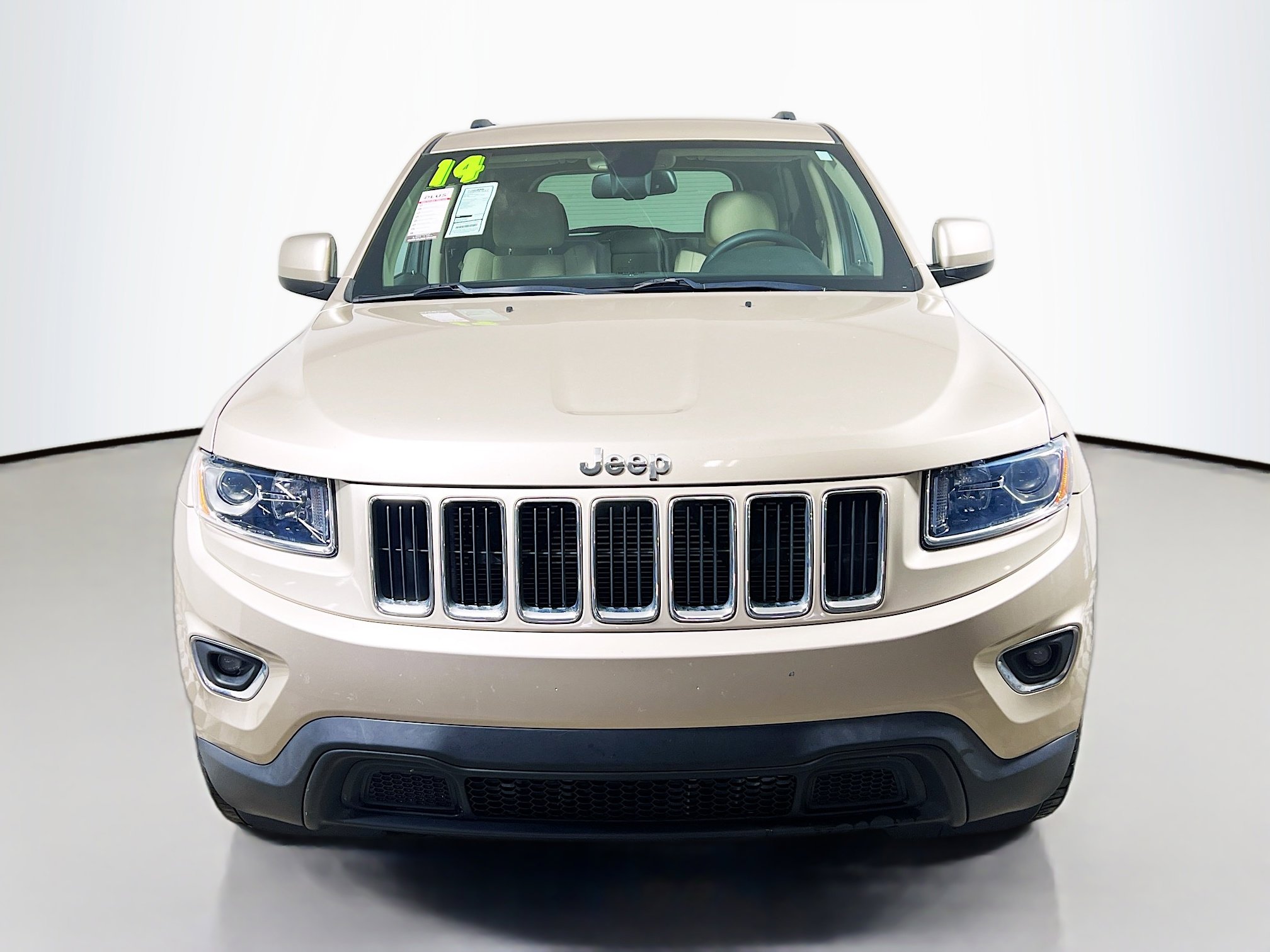 Used 2014 Jeep Grand Cherokee Laredo w/ 18" Wheel & 8.4" Radio Group image 11