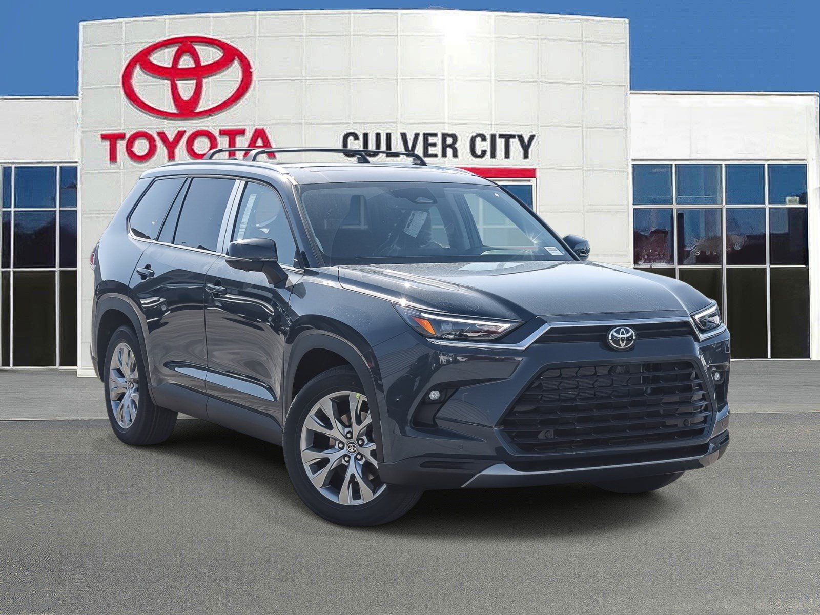 New 2026 Toyota Grand Highlander AWD Hybrid image 1