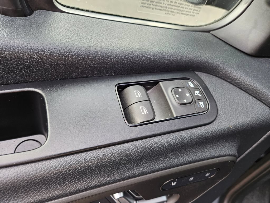 Used 2024 Mercedes-Benz Sprinter 2500 image 23