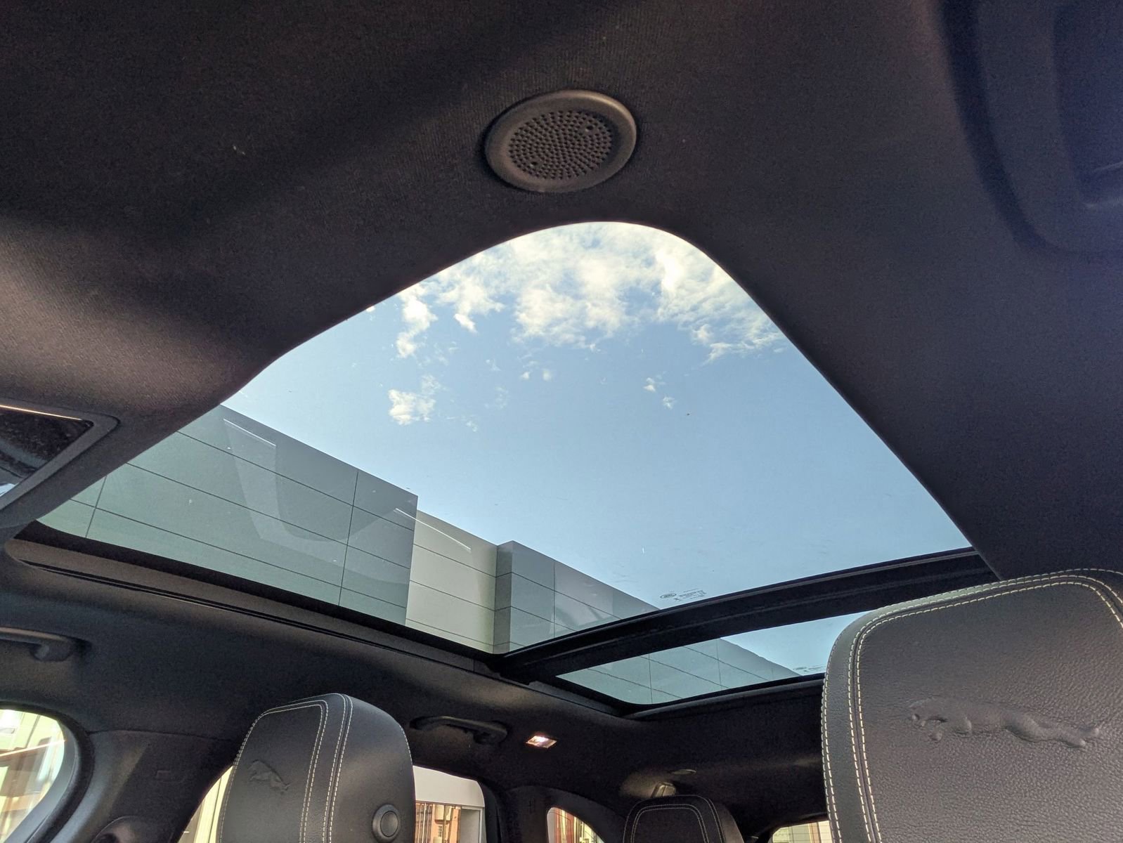 Used 2024 Jaguar F-PACE R-Dynamic S image 22