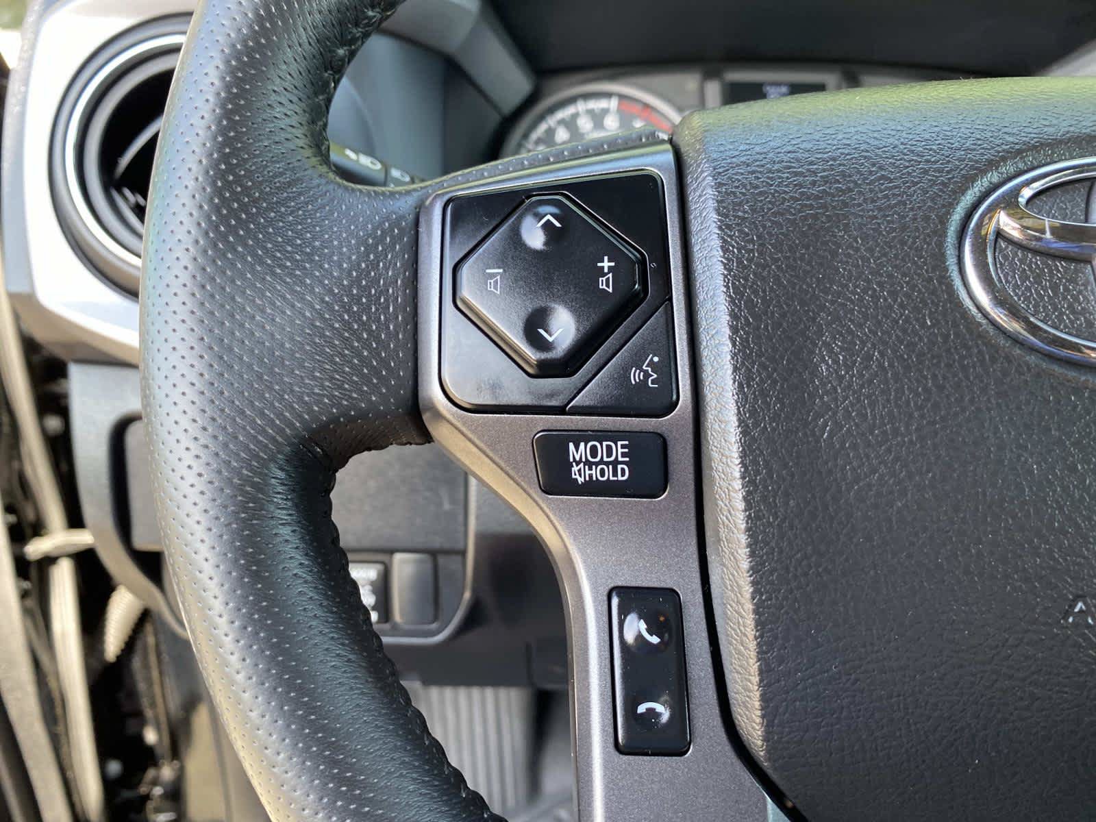 Used 2023 Toyota Tacoma TRD Sport w/ TRD Premium Sport Package AWD/4WD image 20
