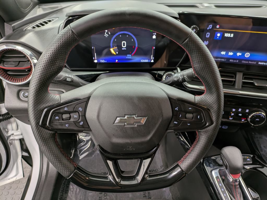 Used 2025 Chevrolet Trax RS w/ Driver Confidence Package image 20