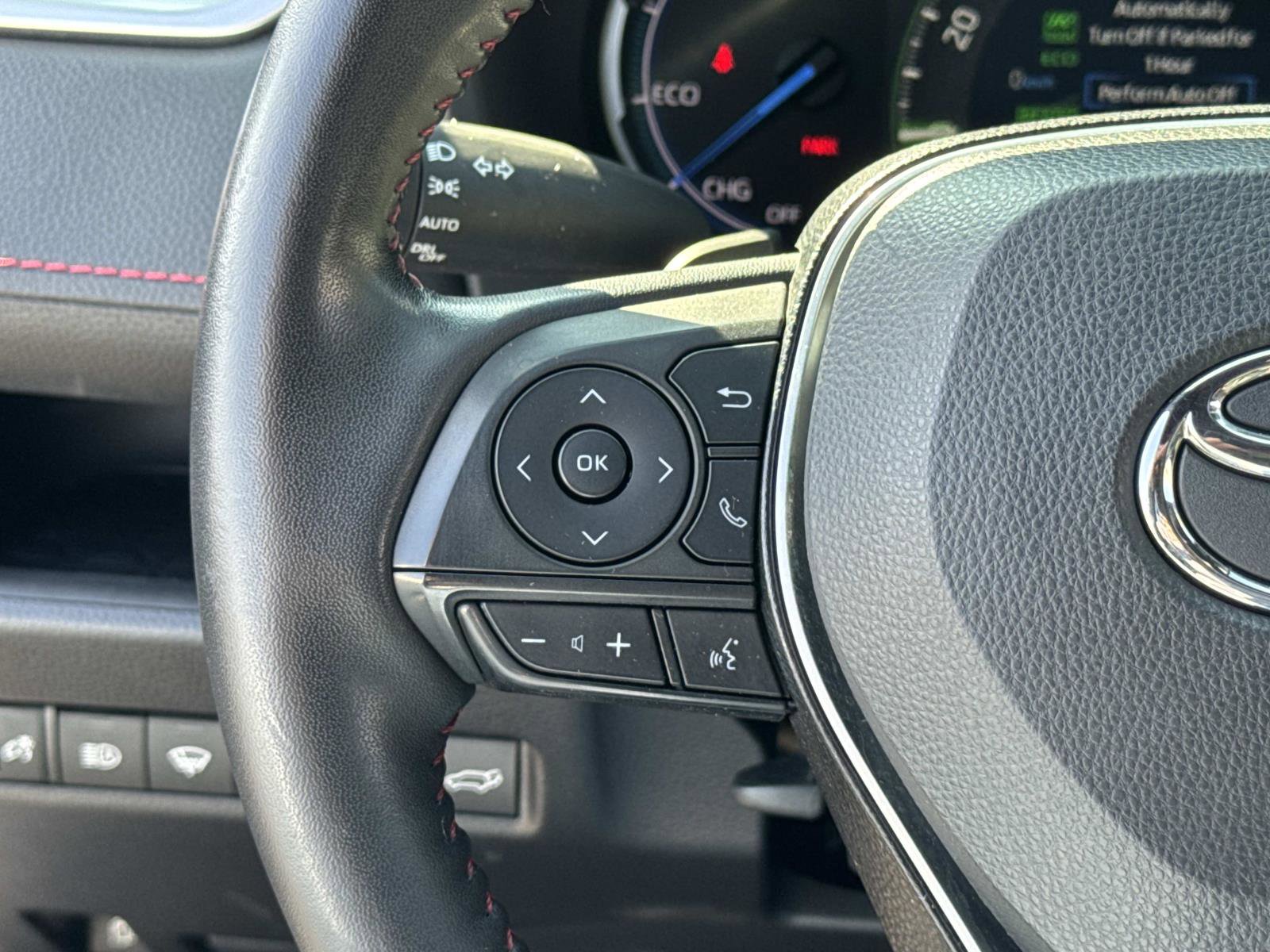 Used 2022 Toyota RAV4 XSE w/ Weather Package image 7