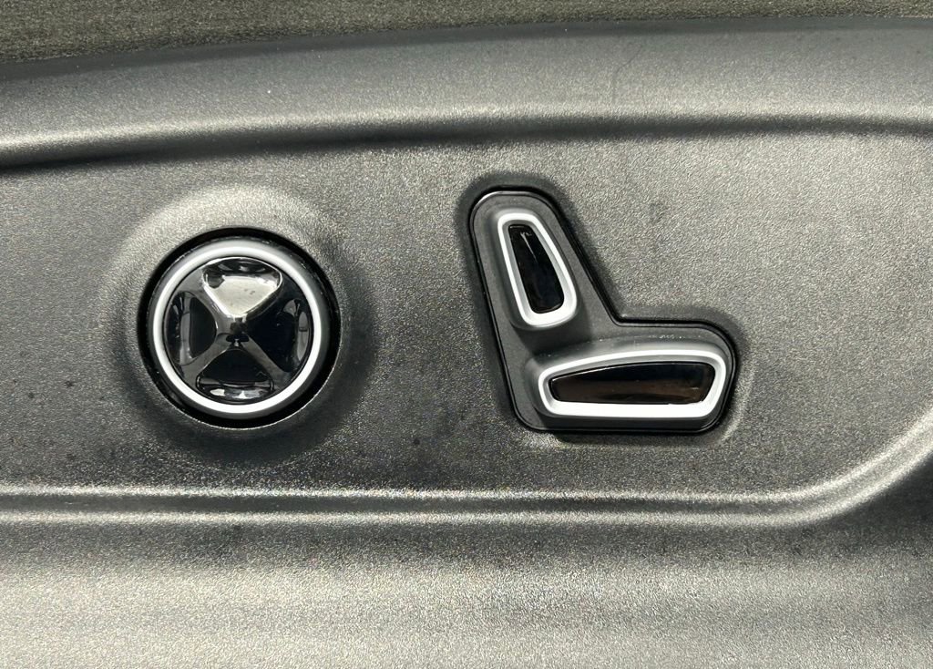 Used 2023 Maserati Grecale GT image 14