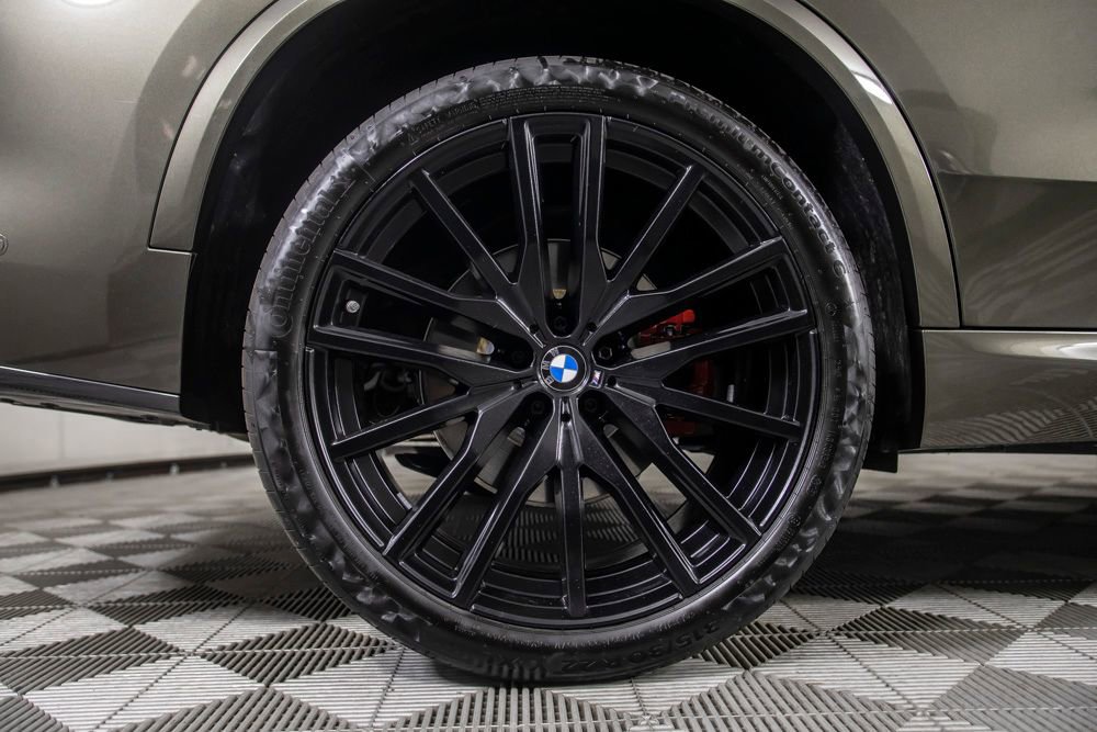 Used 2026 BMW X5 xDrive40i w/ M Sport Package image 46