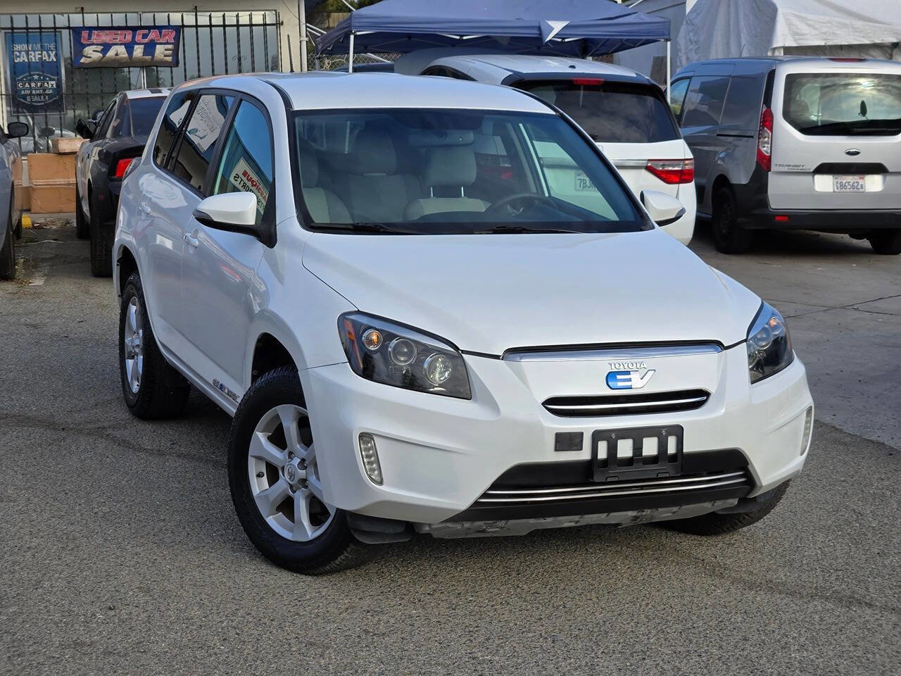 Used 2012 Toyota RAV4 EV image 2