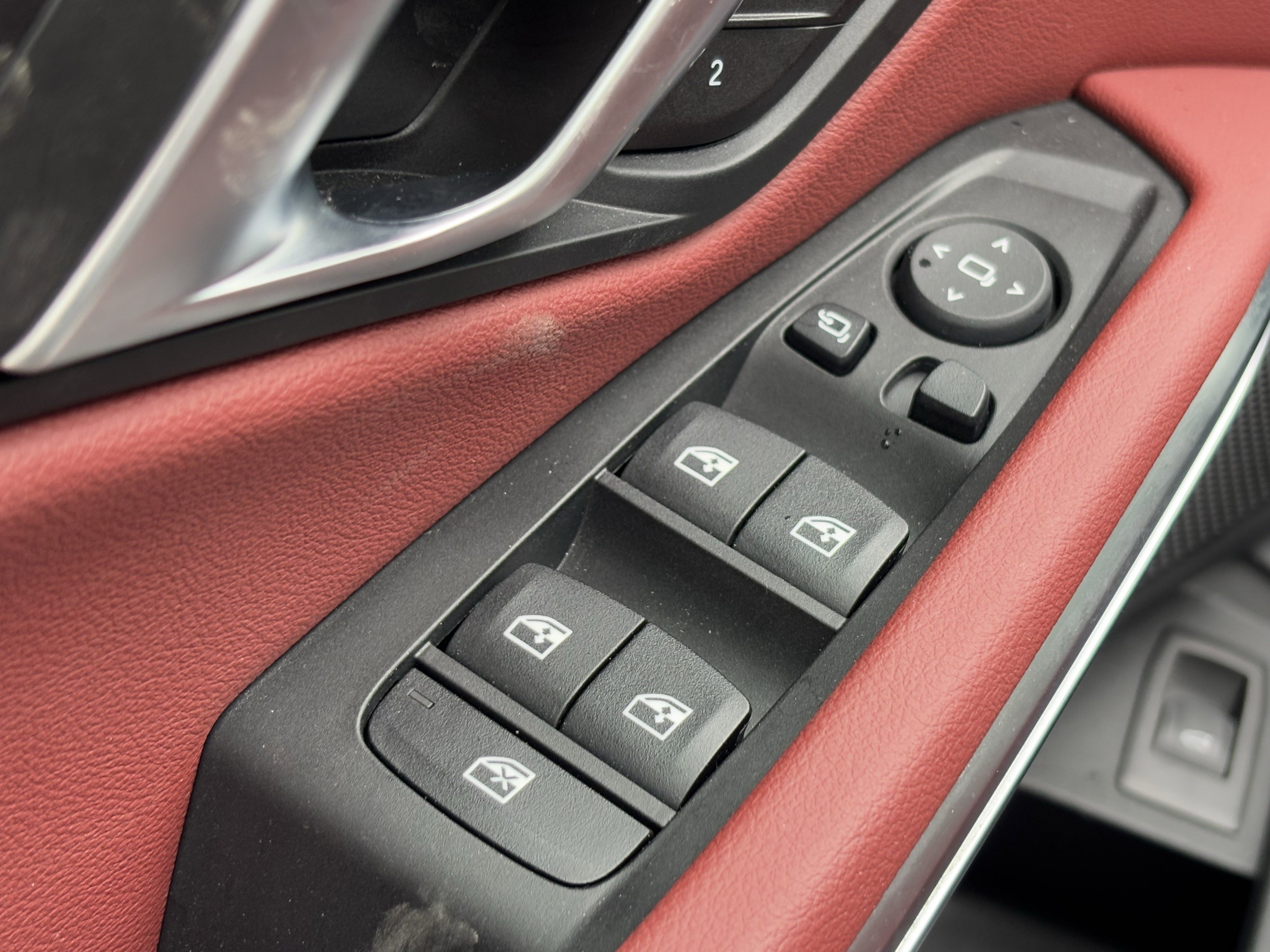 Certified 2025 BMW 330i xDrive Sedan w/ Premium Package image 14