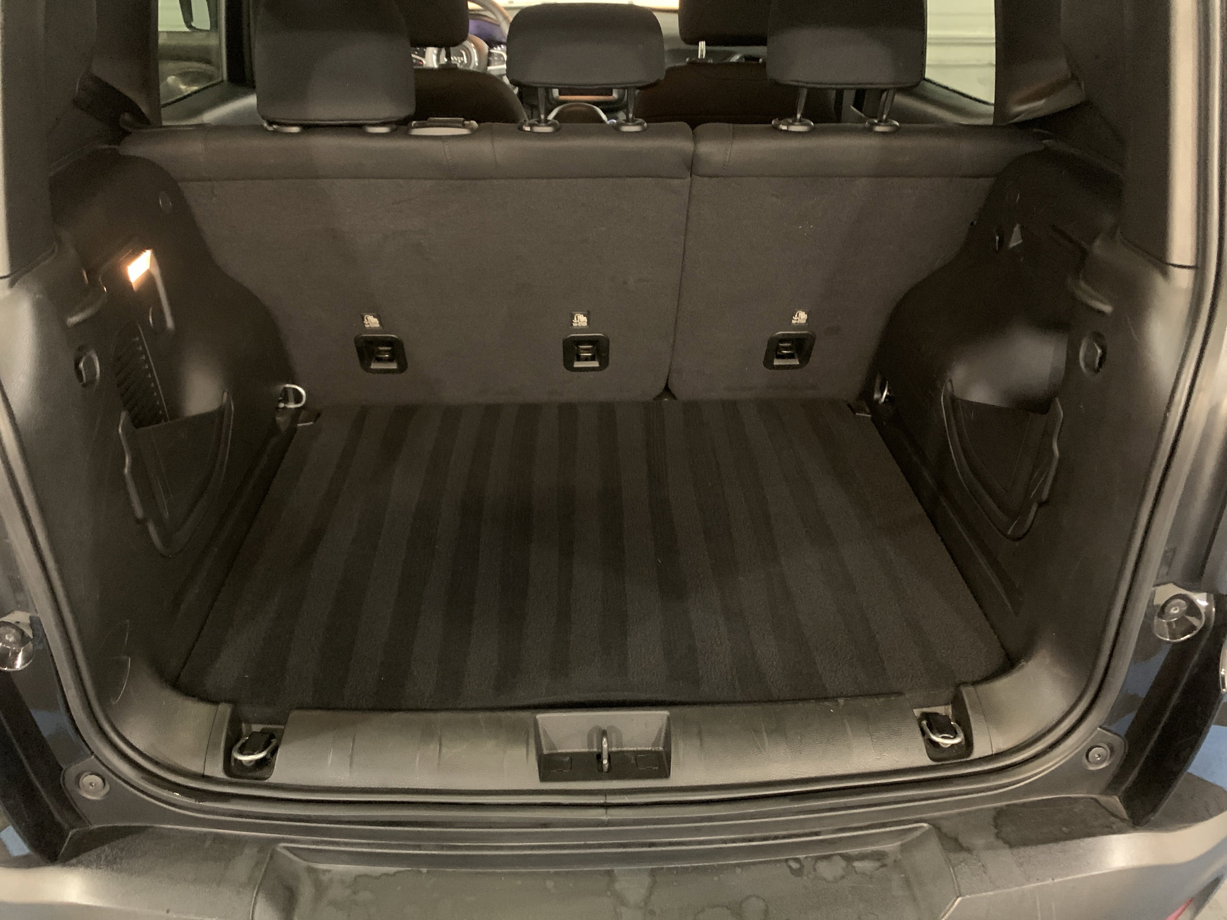 Used 2023 Jeep Renegade Latitude image 21