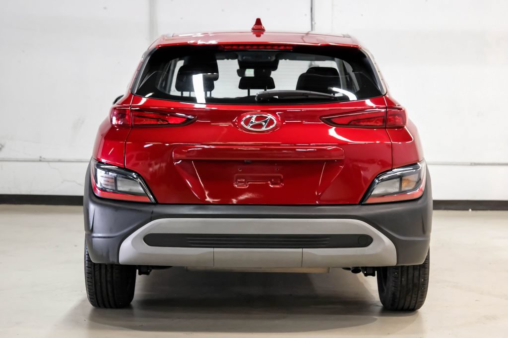 Used 2023 Hyundai Kona SE FWD image 9