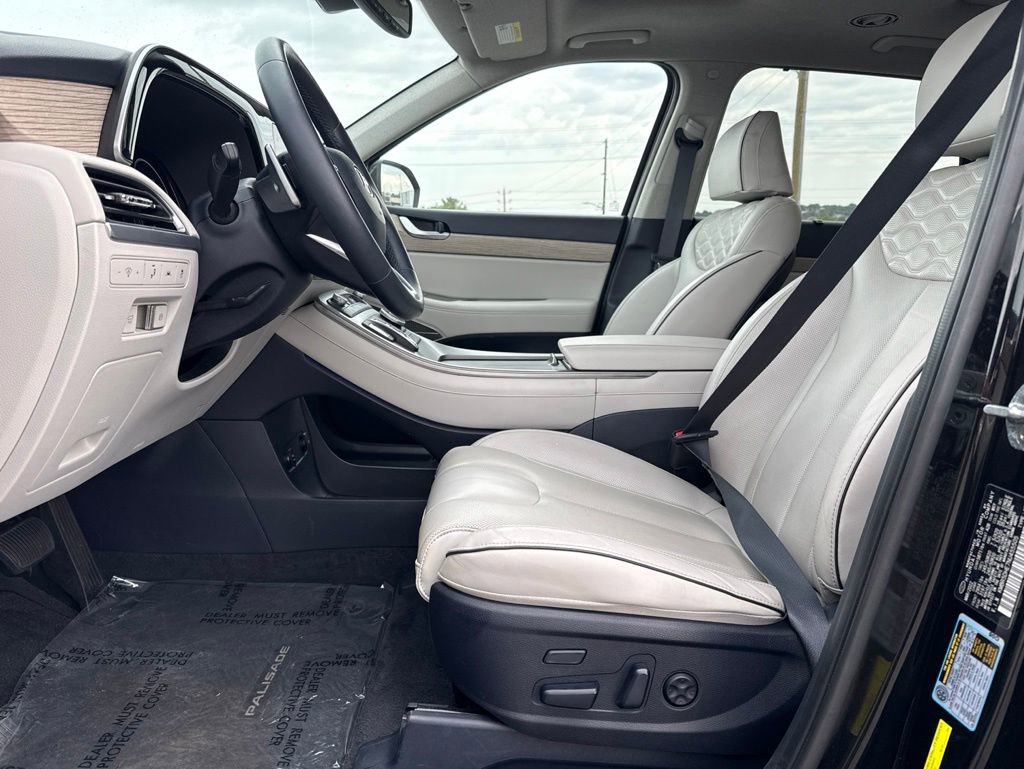 Used 2022 Hyundai Palisade Limited w/ Cargo Package AWD/4WD image 6