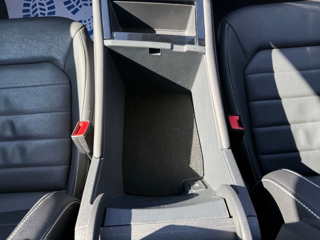 Used 2025 Volkswagen Atlas SEL image 26