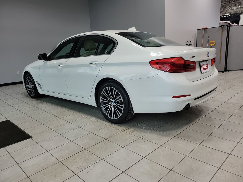 Used 2018 BMW 530i xDrive image 4