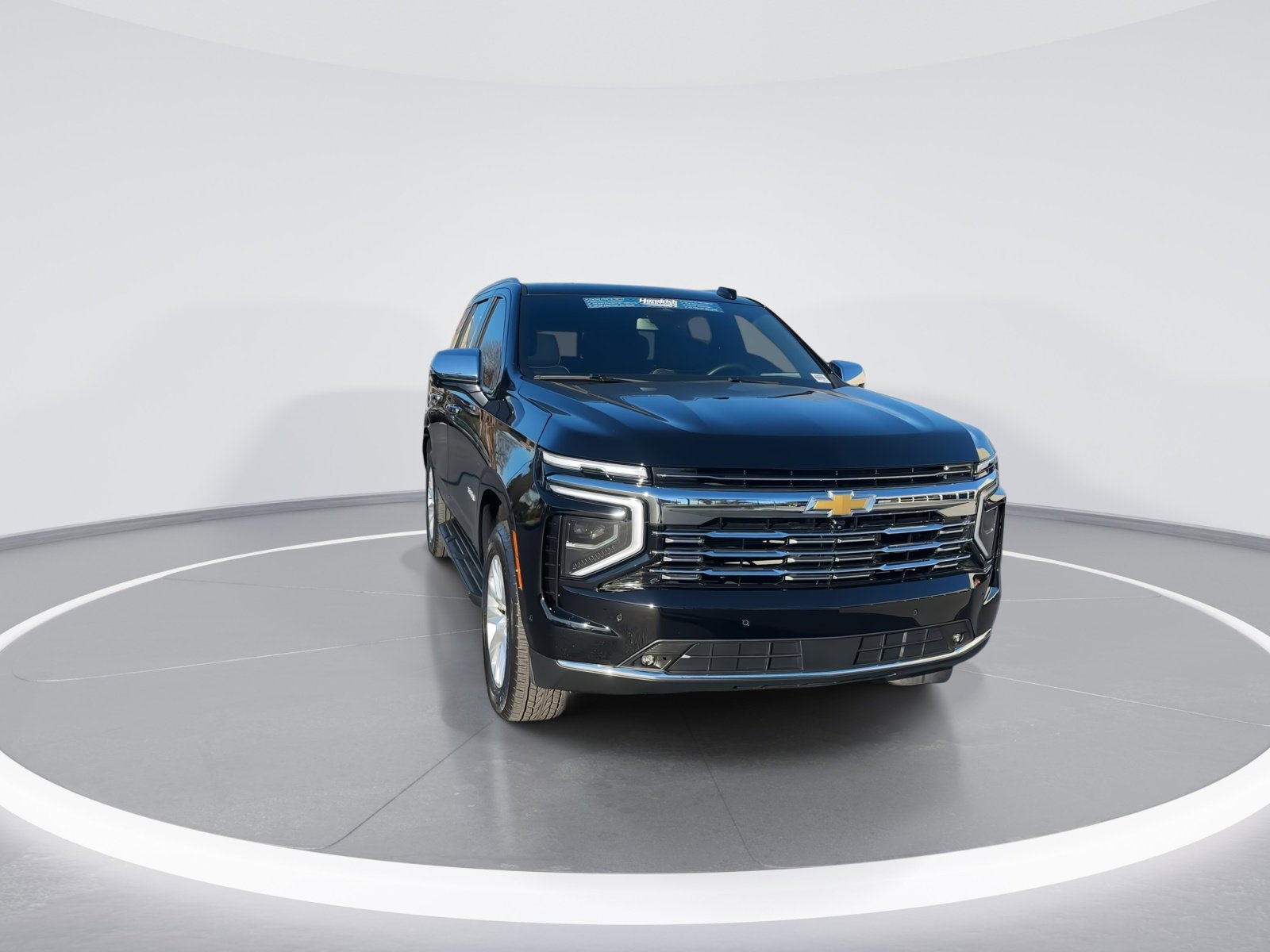 Used 2025 Chevrolet Tahoe Premier image 3