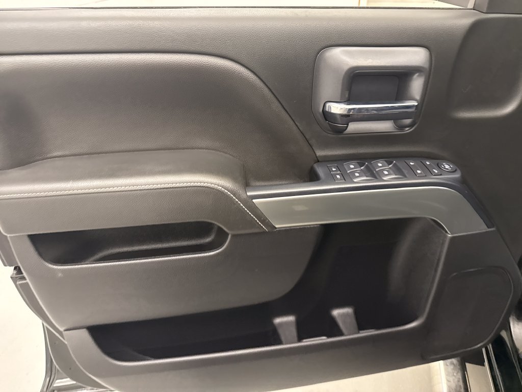 Used 2019 Chevrolet Silverado 1500 LT w/ All Star Edition AWD/4WD image 11