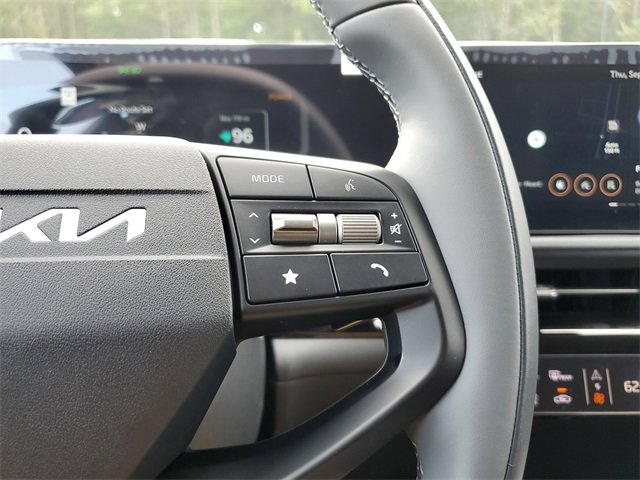 New 2025 Kia EV6 Light w/ Light LR Technology Package image 22
