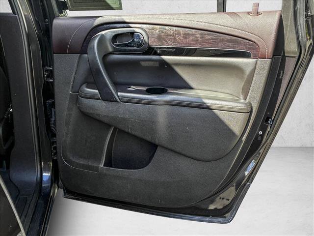 Used 2017 Buick Enclave Leather image 29