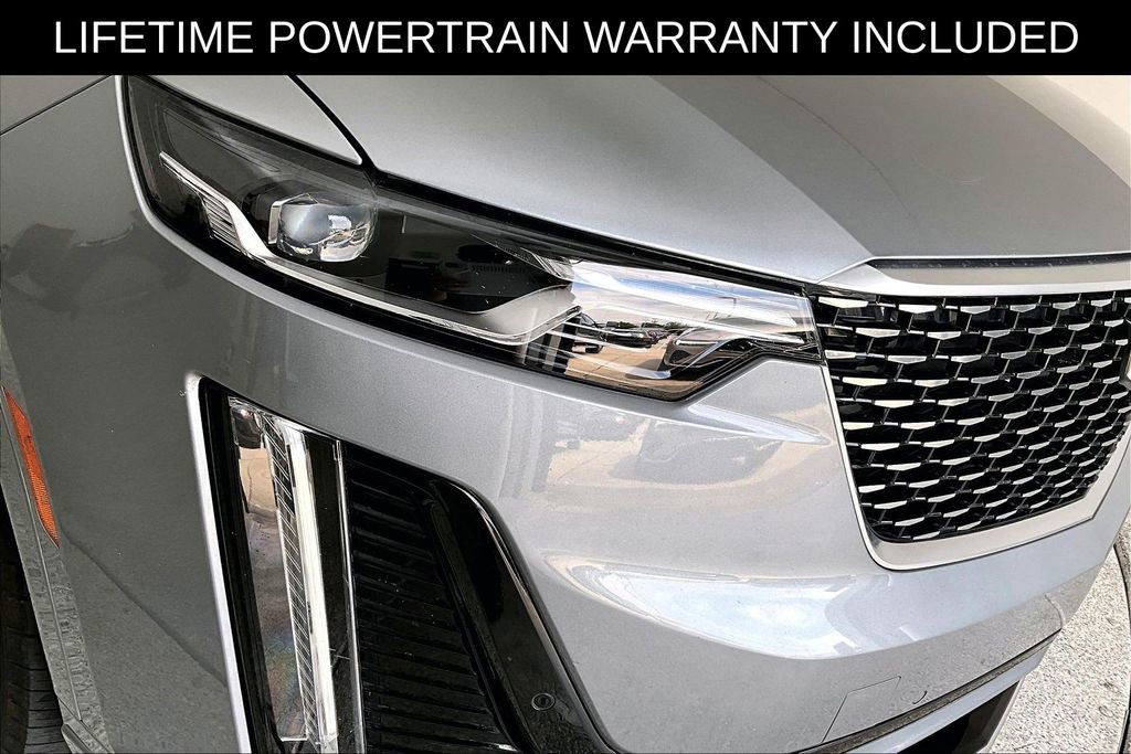 Used 2025 Cadillac XT6 Premium Luxury FWD image 40