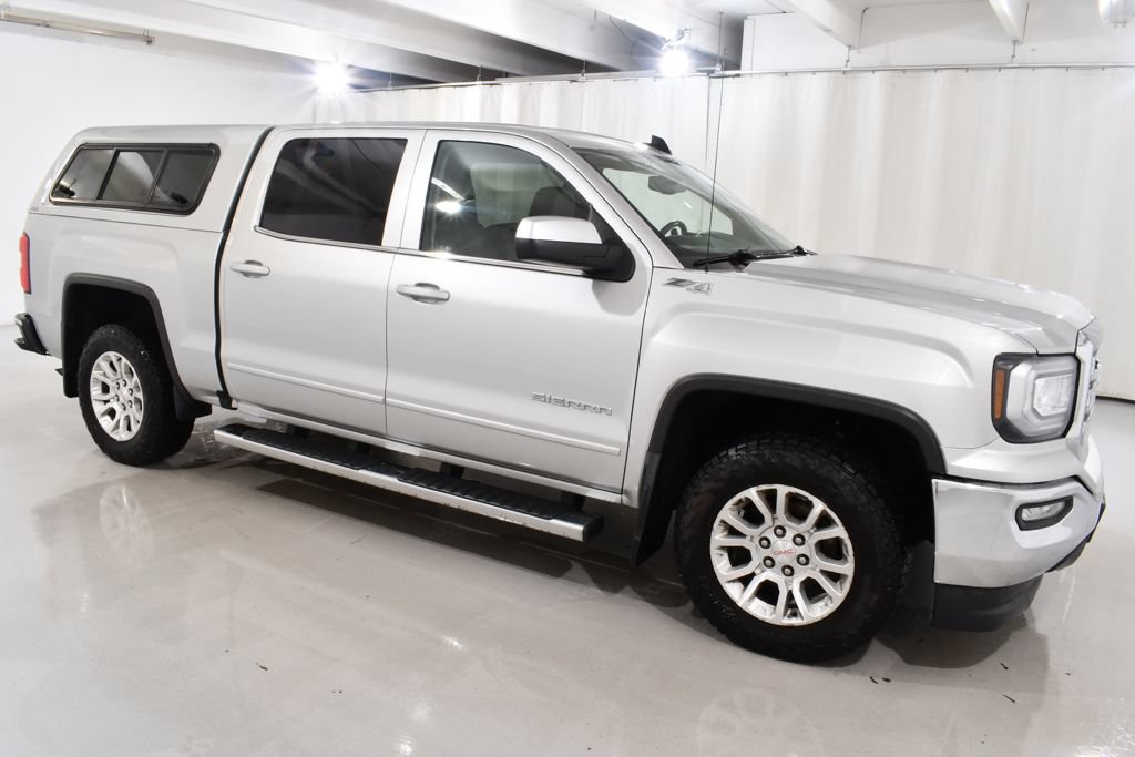 Used 2017 GMC Sierra 1500 SLE w/ SLE Value Package AWD/4WD image 5