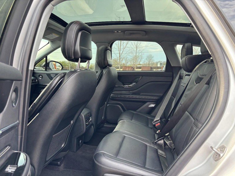 Used 2020 Lincoln Corsair Reserve image 10