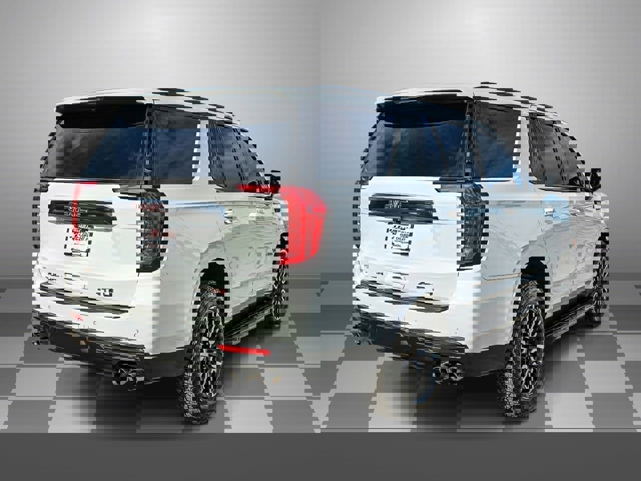 Used 2022 GMC Yukon AT4 w/ Max Trailering Package image 6