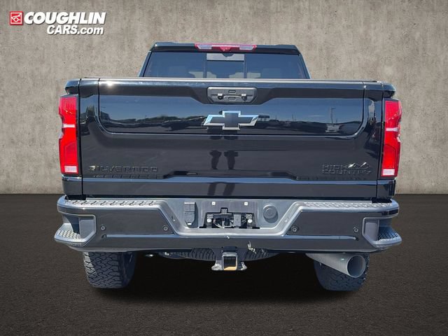 Used 2025 Chevrolet Silverado 3500 High Country w/ High Country Premium Package AWD/4WD image 4