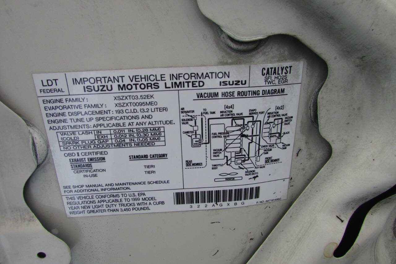 Used 1999 Isuzu Rodeo LS image 19