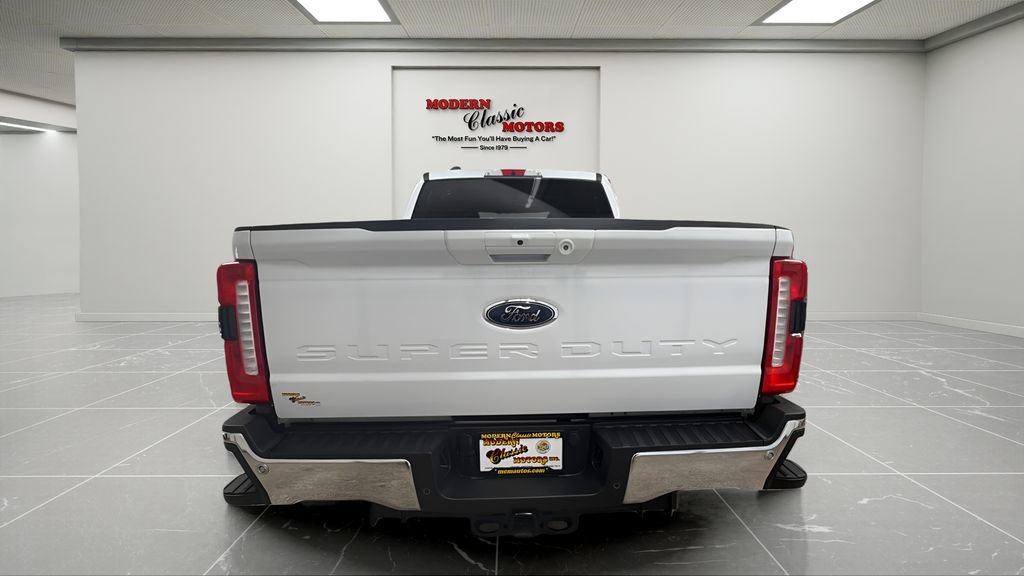 Used 2026 Ford F250 Lariat AWD/4WD image 4