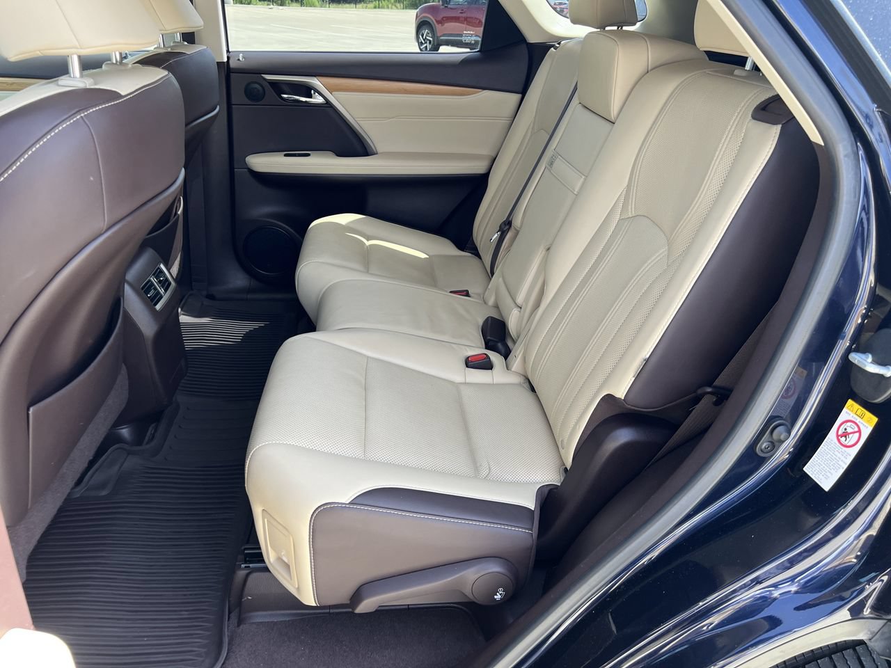 Used 2019 Lexus RX 350L FWD w/ Premium Package image 24