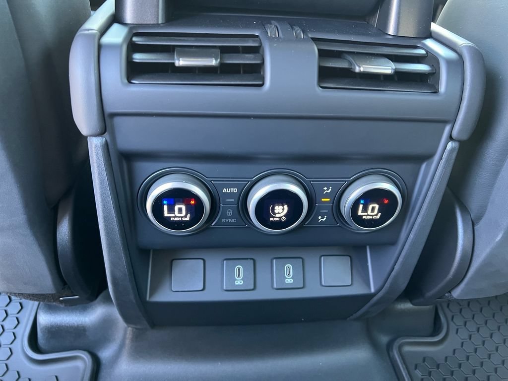 New 2026 Land Rover Defender 130 X-Dynamic SE AWD/4WD image 22