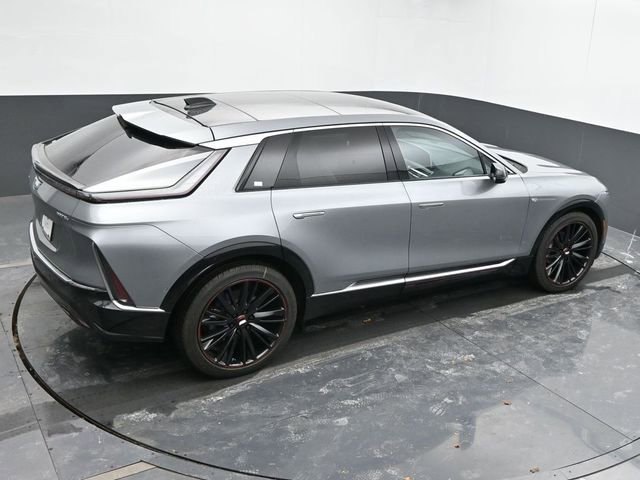 New 2025 Cadillac Lyriq Luxury image 38